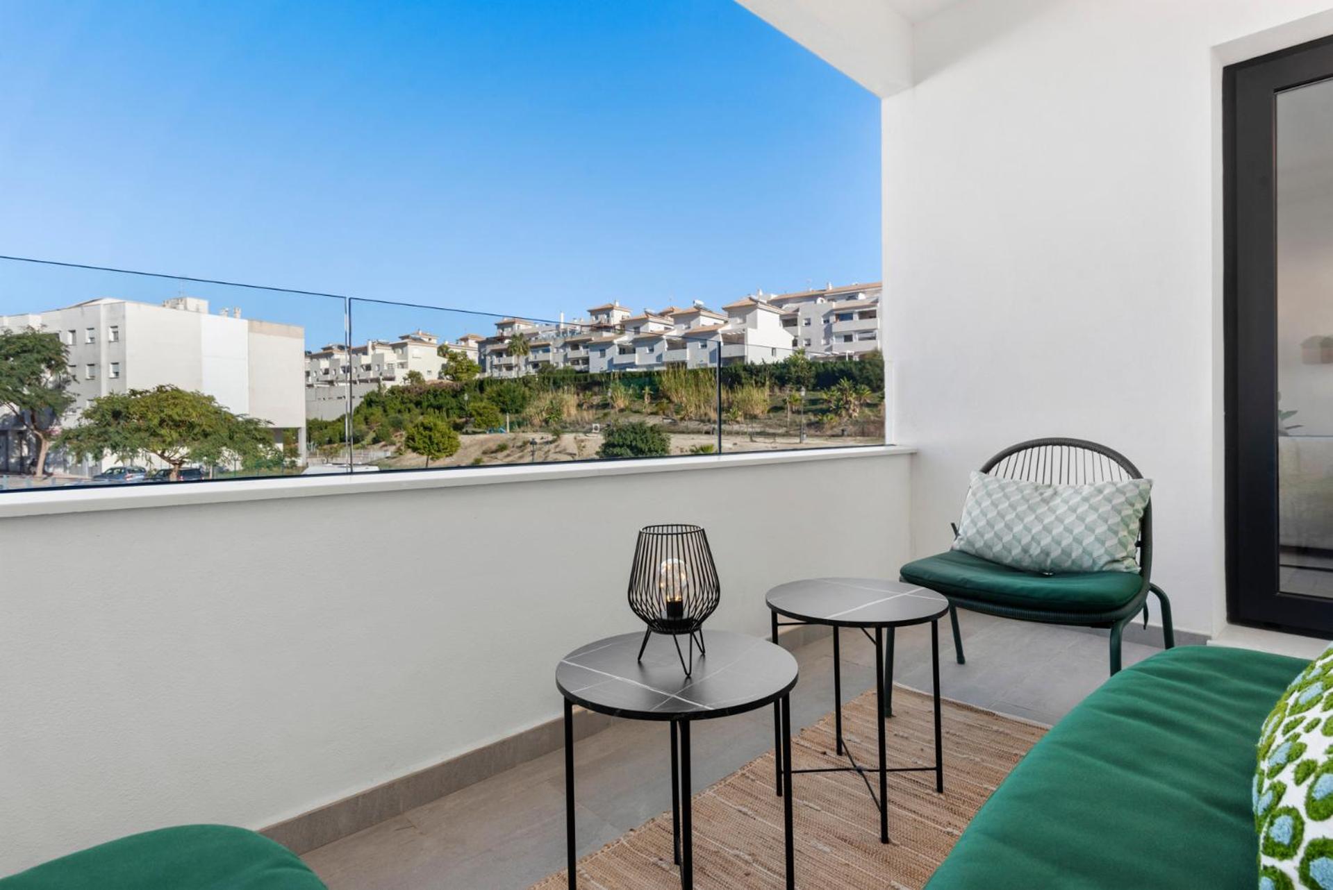 Beautiful 2-Bedroom Apartment Near Center And Beach Estepona Exterior foto